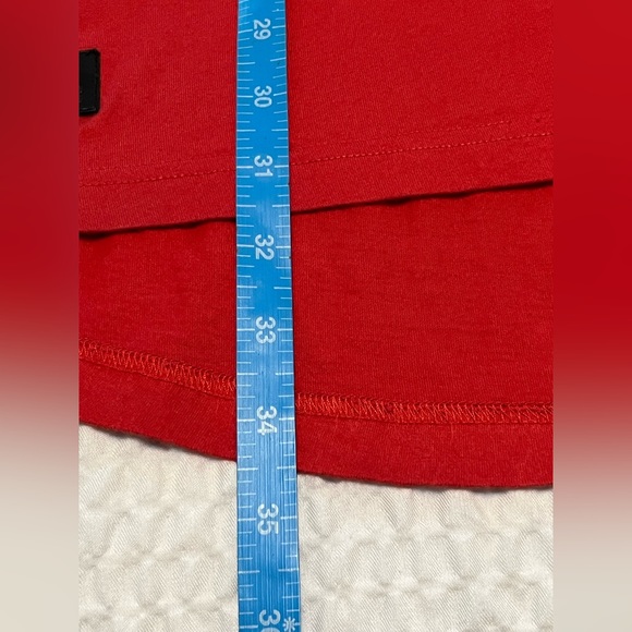 ⭐️ Black Kaviar Two-Toned Big & Tall T-Shirt - Picture 10 of 10